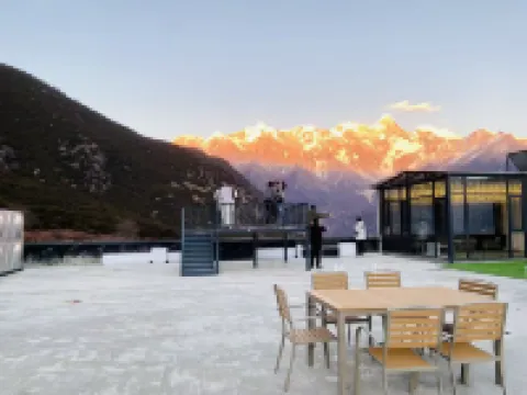 Suosong Mingting (Suosong Village)