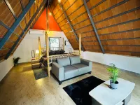 Oh - Bali Villa by Travent Mug Hotels in Ramanagara