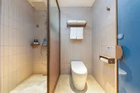 M·PLACE HOTEL(Tingzhou Ancient City Wolong Academy Store) - parking
