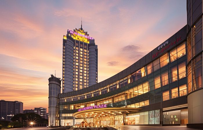 台州皇冠假日酒店（路橋十里長街店）