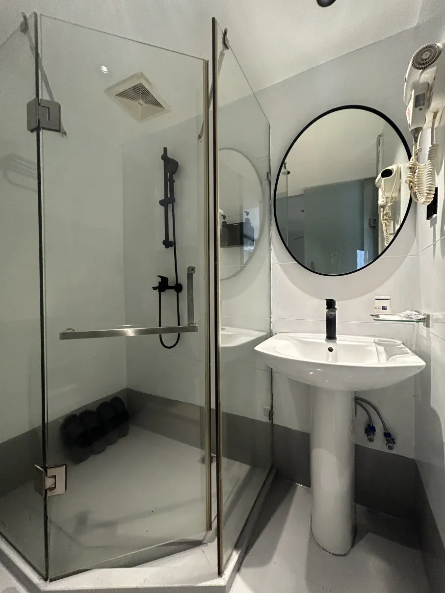 No.8 Season Hotel (Shenzhen Dongmen Hubei Subway Station Branch) Kamar Photos