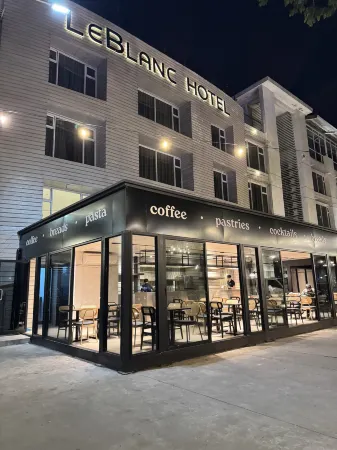 LeBlanc Hotel