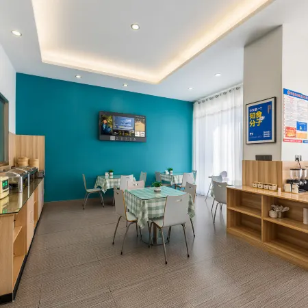 7Days Inn Chain Hotel (Xuyi Bus Station)