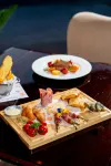 Khách Sạn G8 Diamond Saigon