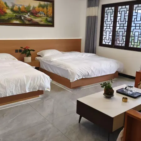 Warm Villa Inn