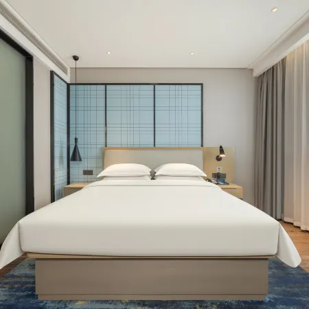 Echarm Hotel (Hechi Yizhou Municipal Center Plaza)
