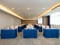 Lavande Hotel (Guangxi Sports Center Wuxiang Headquarters Base Branch)