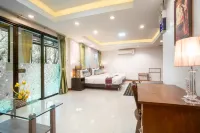 42Garden 3-Bedroom Escape (Tropical garden view) - Homestays