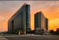 Roz Art Hotel (Ningbo Lianfeng Square Railway Station) Hotels near Zemin Station