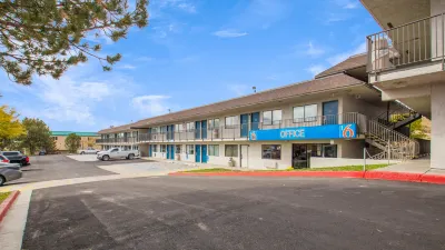 Studio 6 Eldo, NV فنادق في 