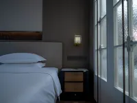Jiaxing Daimengde Radisson Plaza Hotel (Nanhu Scenic Area) - โรงแรมราคาถูก