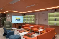 WowTown Hotel