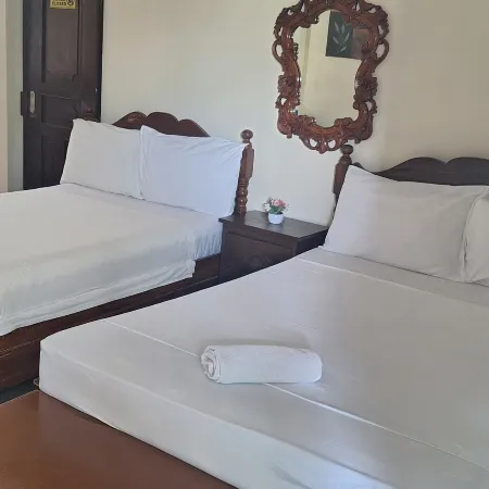 JMRN Pensione Inn