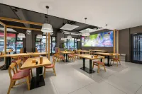 Boyue Hotel