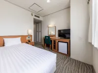 Nishitetsu Inn Fukuoka Hotels near The Shops