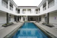 Dzawani Syariah Rajawali Near Pakuwon Mall RedPartner - Hostels
