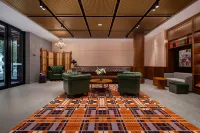 James Joyce Coffetel Hotel (Hulunbuir College Hailar Airport) - parking