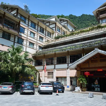 Longsheng Hot Spring Resort