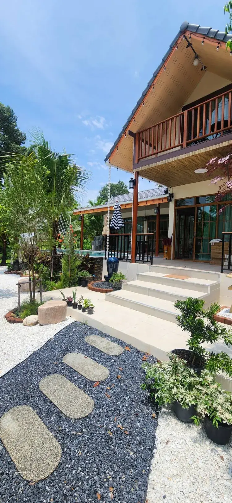 Muzen Pool Villa Mountain & River