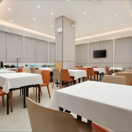City Comfort Inn(Ledong Bus Station Store)