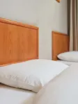 Kinsa Holiday Hotel - Inns