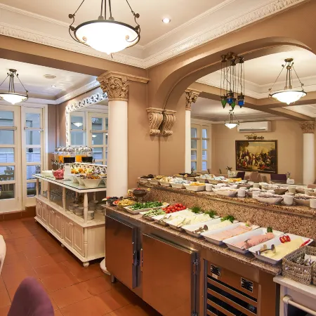 Celal Sultan Hotel Special Class Отели рядом с достопримечательностью «Святая София»
