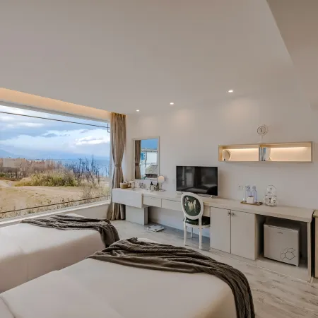 YZL Seaview Garden Vacation Hotel