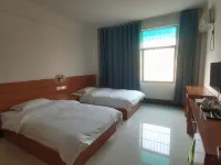Xinyi Hotel Hotels near Xilin Martyrs' Cemetery