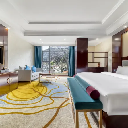 Qiannian Shengdi Hotel