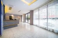 โรงแรมเซเว่น เดย์ อินน์ (สถานีขนส่ง หรงเซียน)