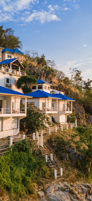 รูปภาพของเกาะสีชังอันซีนรีสอร์ท