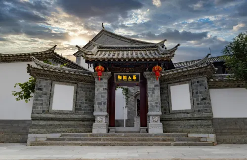 Jianshui Taoyuan Mountain Residence Inn - Dağ Manzaralı