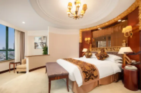 上海錦榮国際ホテル 大寧国際商業区のホテル