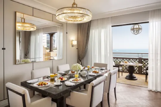 Jumeirah Mina Al Salam Dubai Отели рядом с достопримечательностью «Мадинат Джумейра»