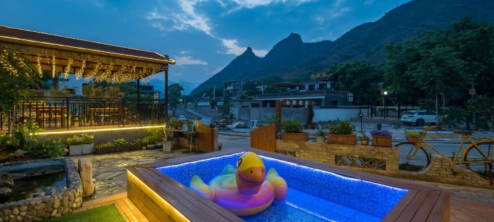 Floral Hotel· Ye Sanpo Sange Sanyi Hotel Laishui İlçesi otelleri