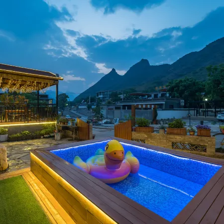 Floral Hotel· Ye Sanpo Sange Sanyi Hotel