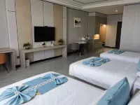 โรงแรมฮอลิเดย์ อินน์ ซินเฉิง ไป่เฉิง - ที่มีที่จอดรถ