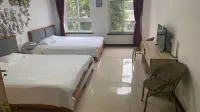 Donggang Port View 58 Apartment