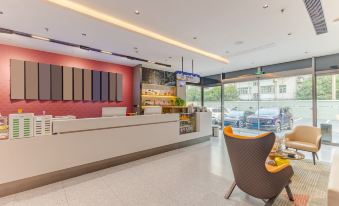 Elong R.YUN Hotel (Hefei Baohe Wanda Plaza Yuxi Road)