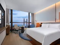 Hampton by Hilton Shenzhen Futian Port Hotel dekat Pelabuhan Futian