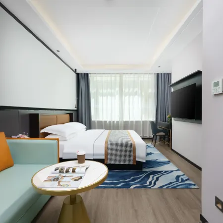 SFEEL Geyun Hotel (West Guan Cross Zhangye Road Pedestrian Street Store)