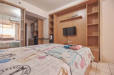 Room Rendi @ Gunung Putri Square Hotel dekat Mekarsari Park