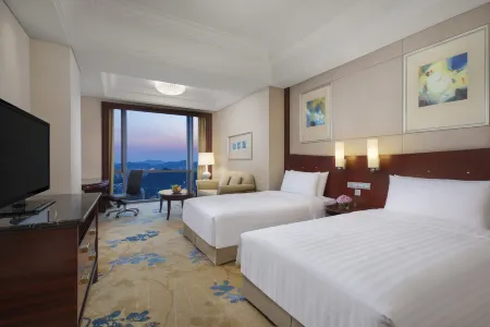 Shangri-La Hotel, Suzhou Отели рядом с достопримечательностью «Shoutaohu Sceneic Area»