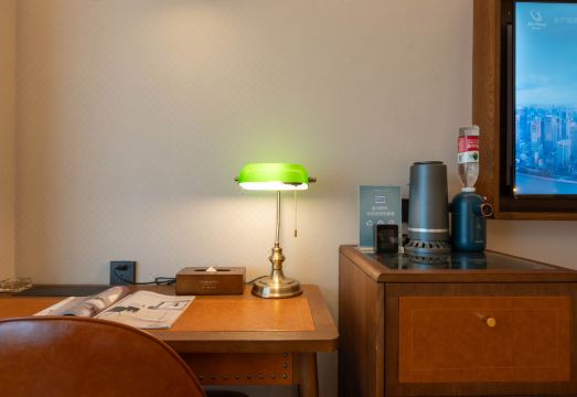 호텔 조식 및 편의시설