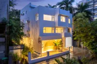 Haikou Chuqing Homestay (Haidiandao Hainan University) - Romantic