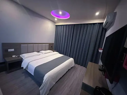 Luanchuan Meet Theme Hotel Hotels in Jingchuan
