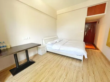 No.29 Courtyard Hostel