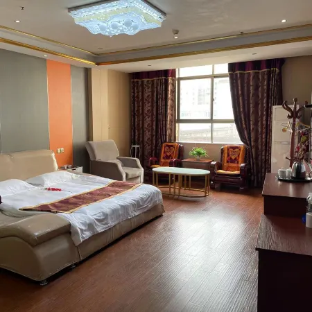 Ruichang Huanghai Business Hotel