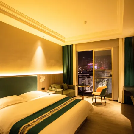 Shengbang Hotel, Yanliang County Отели в г. Илян