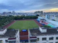 Wenchang New Year Hotel (Wenchang Middle School)